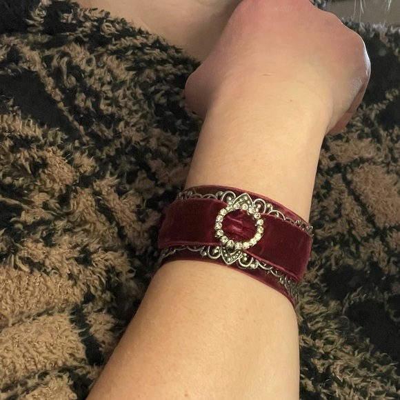Victorian Steampunk Maroon Velvet & Metal Cuff - Picture 15 of 15